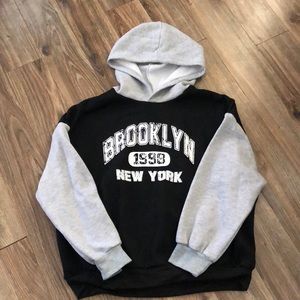 SHEIN Letter Graphic Sweatshirt